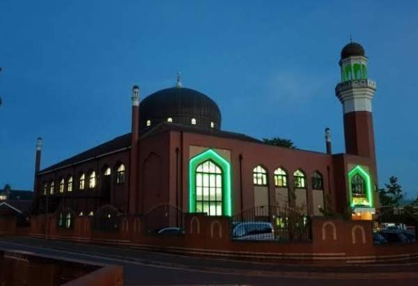 حمله به مسجد آکسفورد در بریتانیا با بنزین