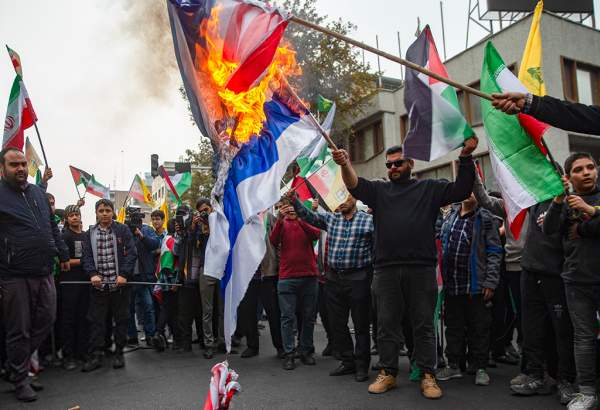 People in Tehran mark National Day against Global Arrogance1 (photo)  