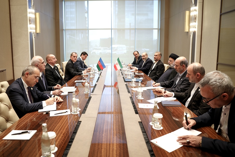 رئيسي : العلاقات بين إيران وجمهورية أذربيجان مبنية على اواصر عميقة بين الشعبين