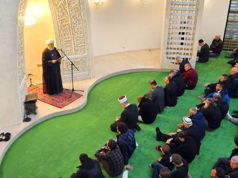 Huj. Shahriari delivers speech at Zagreb Friday prayer (photo)
