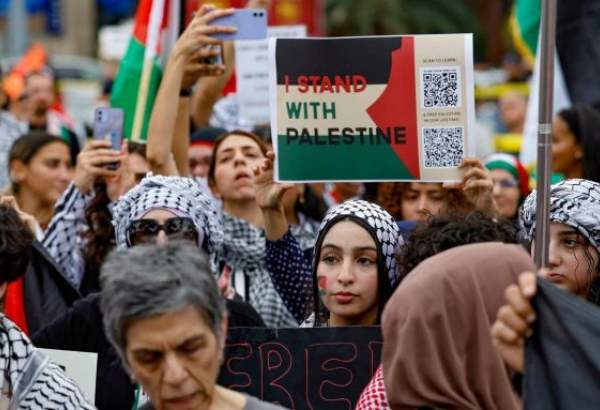 People in Manhattan, Chicago, Los Angeles hold pro-Palestine rally (video)  <img src="/images/video_icon.png" width="13" height="13" border="0" align="top">