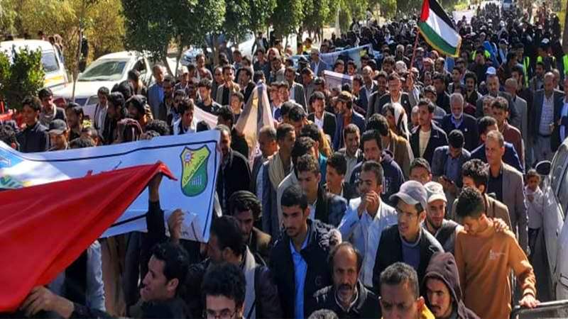 جامعة صنعاء .. مسيرة تضامنية مع الشعب الفلسطيني
