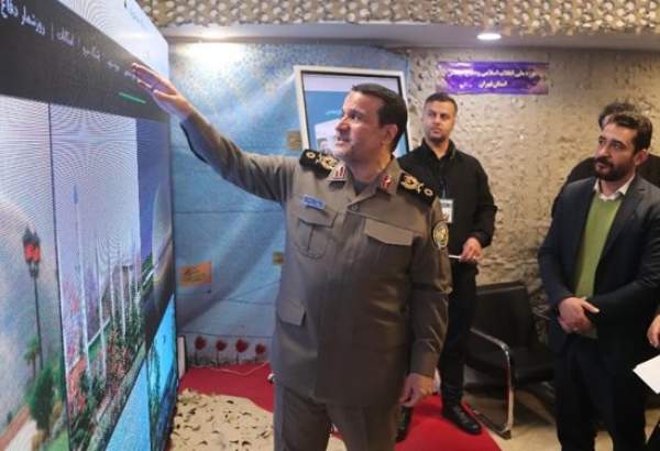نمایشگاه دستاوردهای بنیاد حفظ آثار دفاع مقدس در حوزه فضای مجازی افتتاح شد