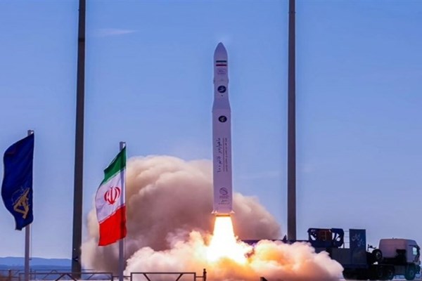 دستیابی به پیشرفت‌های علمی و تحقیقاتی حق مسلم ایران است