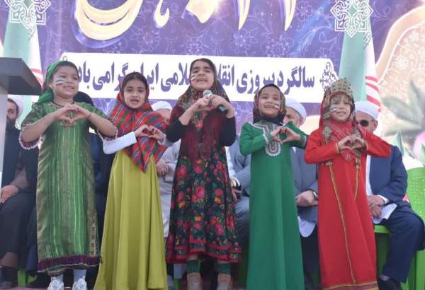 راهپیمایی و جشن مردمی روز 22 بهمن در شهر آق قلا  