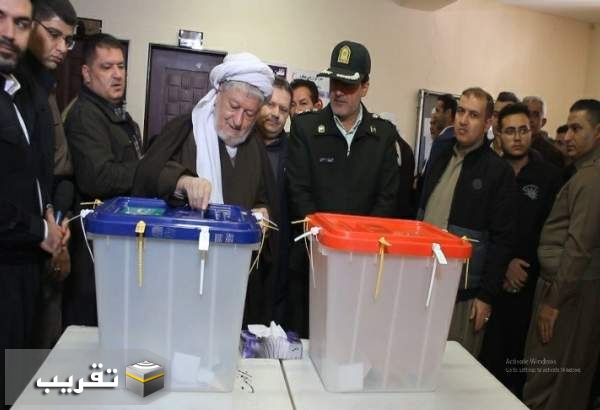 گزارش تصویری| ماموستا ملاقادر قادری؛ امام جمعه پاوه رأی خود را به صندوق انداخت  