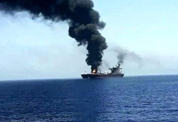خلیج عدن میں ایک اور جہازپر میزائل حملہ