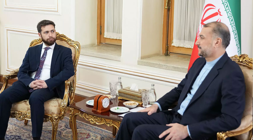 وزير الخارجية الايراني يستقبل نائب وزير الخارجية الأرميني في طهران