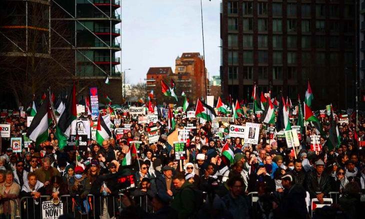 الآلاف يتظاهرون في لندن وباريس وروما مطالبين بوقف إطلاق النار في غزة