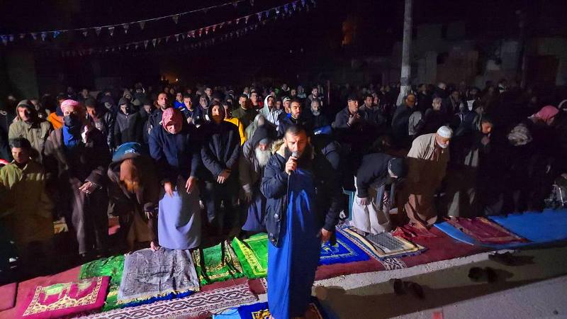 غزة تستقبل رمضان بالبهجة وصلاة التراويح