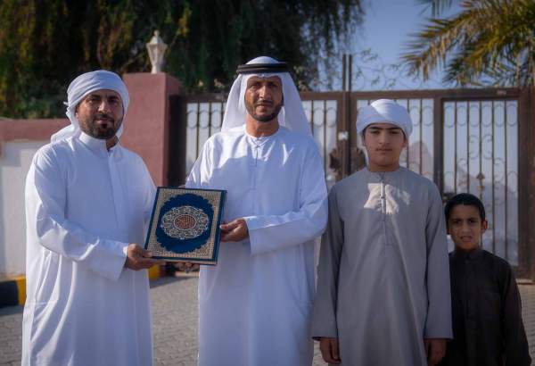توزیع قرآن کریم در امارات همزمان با ماه مبارک رمضان