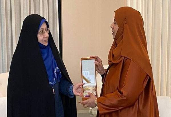 ايران وسلطنة عمان تؤكدان على تطوير التعاون الثنائي خاصة في مجال المراة والاسرة