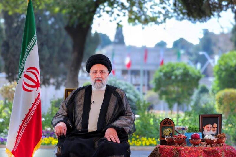الرئيس الإيراني يهنىء بعيد النوروز ويؤكد أن الحكومة ستبذل الجهود لتحقيق شعار العام
