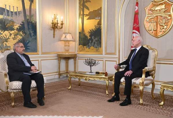 سفير ايران لدى تونس يسلم أوراق اعتماده للرئيس سعيّد