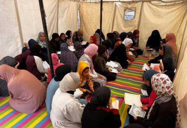 Palestinian girls learn Qur’an recitation in Rafah refugee camp (photo)  