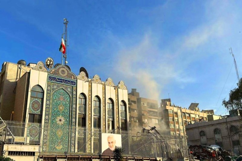 گزارش تصویری| حمله رژیم صهیونیستی به کنسولگری ایران در دمشق  
