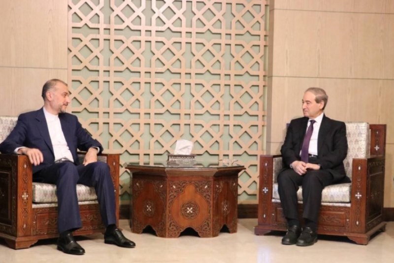 أمير عبداللهيان يلتقي وزير الخارجية السوري في دمشق