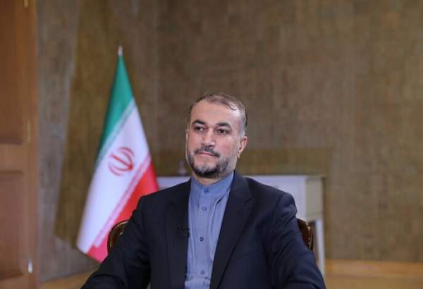 Le ministre des Affaires étrangères salue le bon moral des conseillers militaires iraniens en Syrie