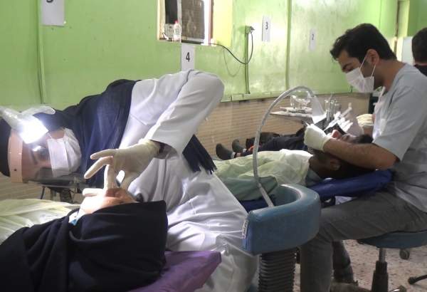 ارائه خدمت رایگان دندانپزشکی در شهرستان رودان توسط گروه رهروان مهدی