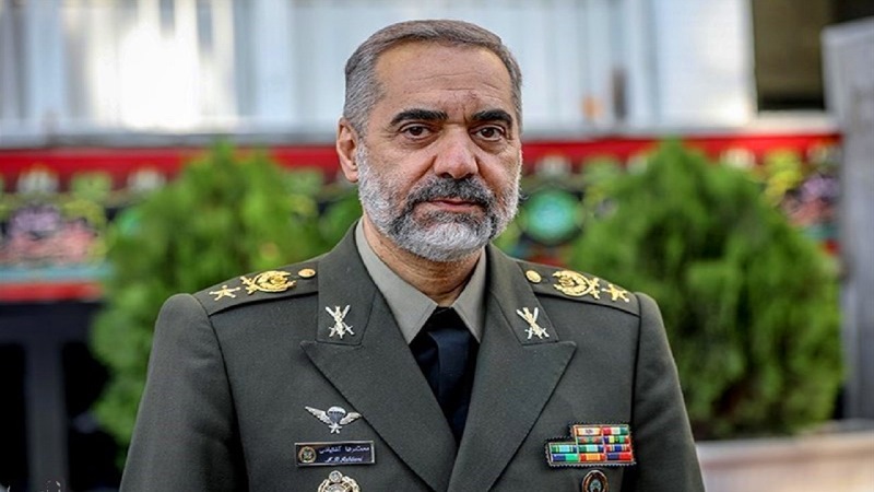 وزير دفاع الايراني يعزي باستشهاد ابناء رئيس المكتب السياسي لـحركة حماس