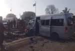 پاکستان:کراچی میں غیر ملکیوں کی گاڑی پر  ہونے والے خودکش دھماکے میں دو دہشتگرد ہلاک