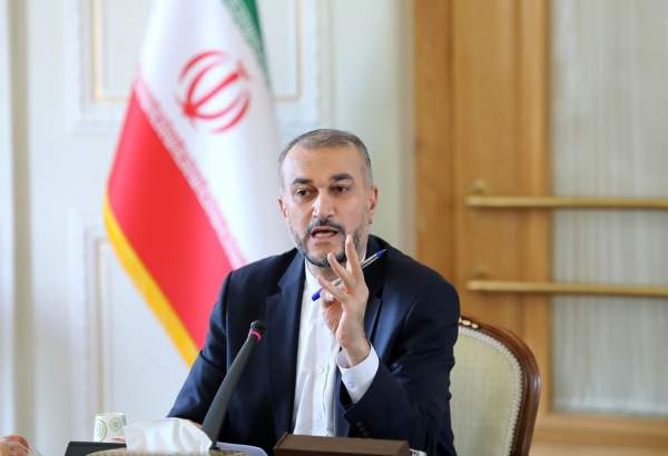وزير الخارجية الايراني يستعرض نتائج محادثاته في نيويورك