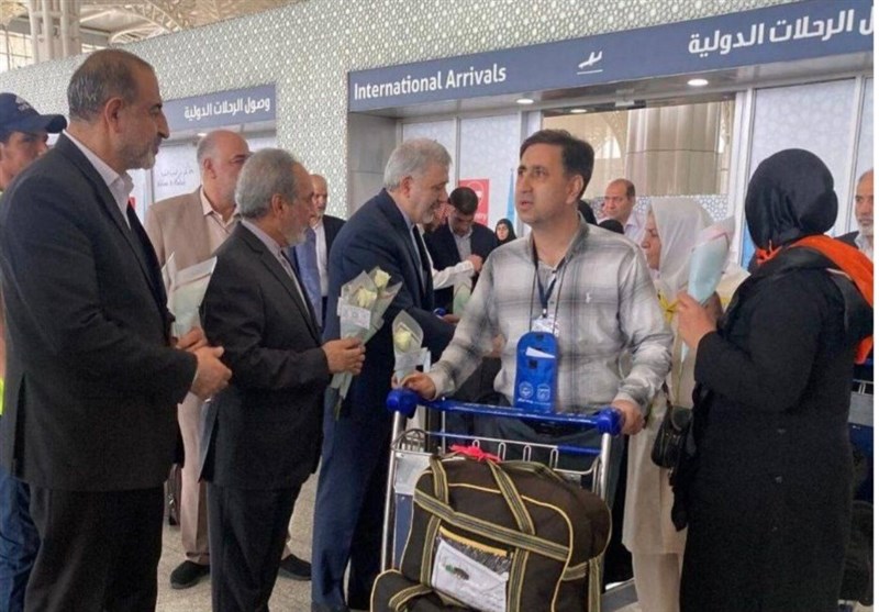 السفارة الإيرانية في السعودية تستقبل أول قافلة "حجاج العمرة " قادمة من طهران