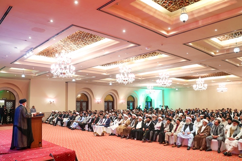نشست صمیمی رئیس جمهور  با نخبگان پاکستانی  