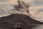 Le volcan Ruang en Indonésie entre en éruption, plus de 12 000 personnes évacuées