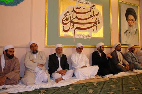 وحدت باعث عزت و پیشرفت امت اسلام خواهد شد