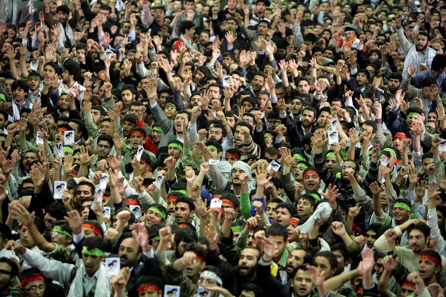 رهبر انقلاب اسلامی، در دیدار با دانش‌آموزان-6