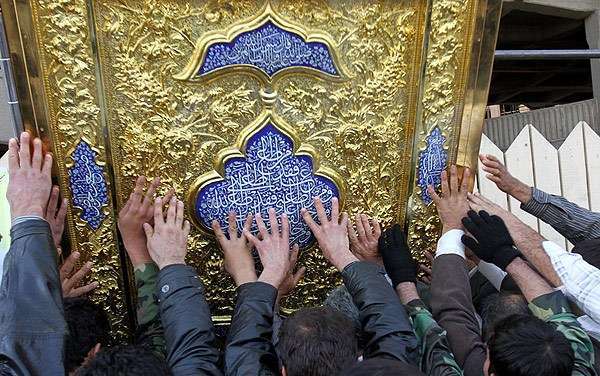 Doors of the holy shrine of Imam Ali (AS) made in the city of Isfahan