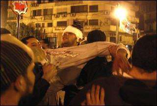 عشرة قتلى واكثر من الفين جريح في ميدان التحرير