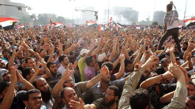 ادامه اعتراض مصریها به حکم مبارک و یارانش
