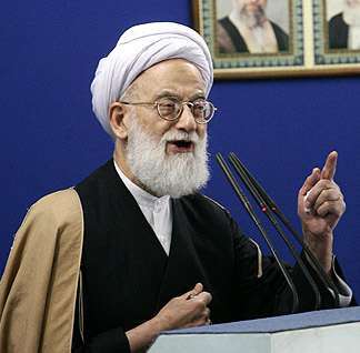انتقاد خطیب جمعه تهران از رواج برخی روایات جعلی درباره ظهور