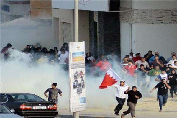 اعتراض بحرینی ها به امریکا و انگلیس