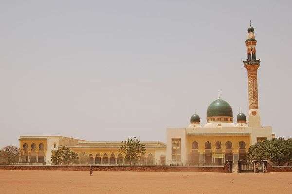 مسجد جامع نیامی