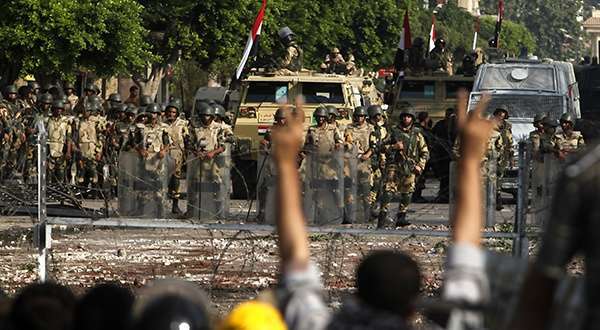 Egypte: Washington continue son aide militaire