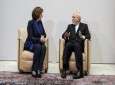 Iranian Foreign Minister Mohammad Javad Zarif (R) and EU foreign policy chief Catherine Ashton