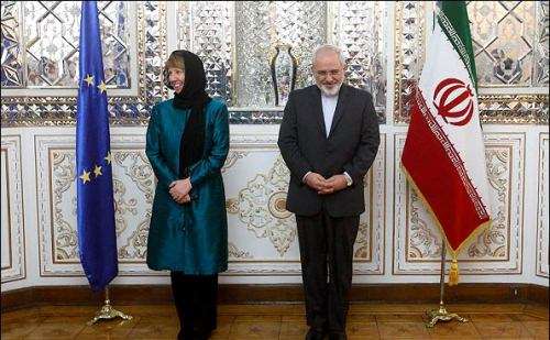ظريف يدعو الدول الغربية إلى الاعتراف بحق إيران النووي