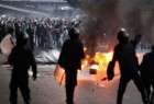 Egypt police clash with protesters in Cairo, Suez