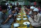 Young Kashmiris Dare Summer Ramadan