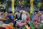 وام ازدواج هزاران دلاری در اندونزی