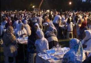 مراسم افطاری دو هزار مسلمان در صربستان /  آداب و رسوم مسلمانان صربستان در ماه مضان