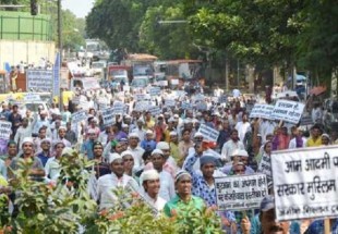 اعتراض مسلمانان هند به پاره کردن قرآن در یک تجمع حزبی