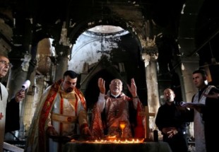 برگزاری مراسم مذهبی مسیحیان عراق در کلیسای سوخته