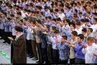 Supreme Leader leads Taklif celebration prayer for a group of boys (photo)  <img src="/images/picture_icon.png" width="13" height="13" border="0" align="top">