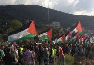 مشارکت بیش از 10 هزار فلسطینی در راهپیمایی چهل و یکمین سالگرد روز زمین