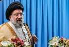 خطيب طهران: سنرد بقسوة على كل من تسول له نفسه الإعتداء على ايران