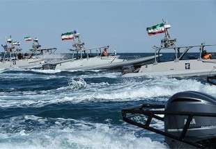 رزمایش مشترک نیروی دریایی ایران و عمان